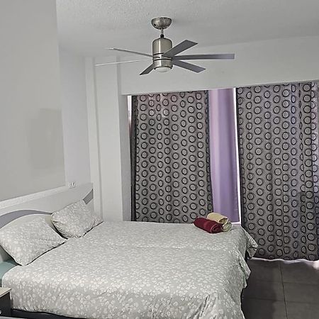 Apartamento Malaga Port Exterior foto