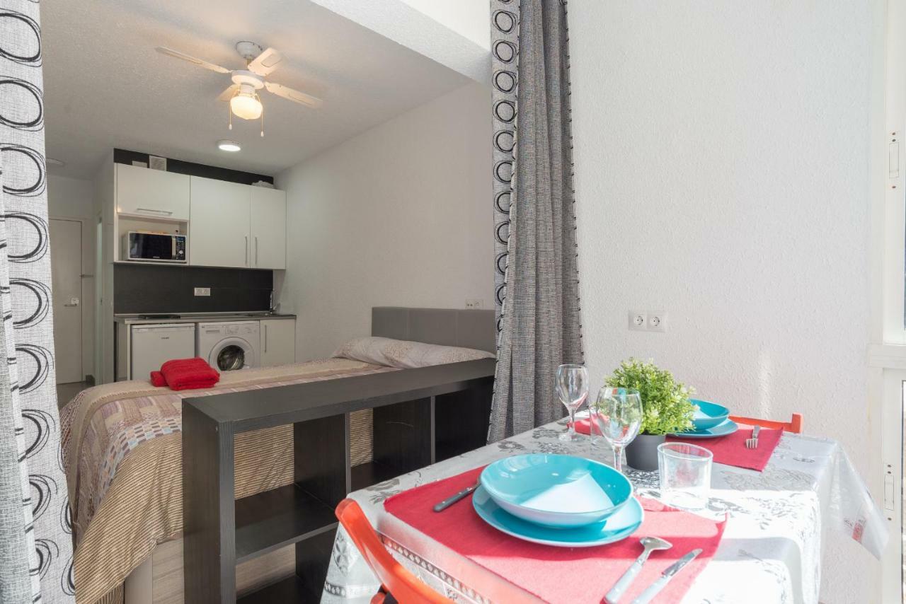 Apartamento Malaga Port Exterior foto